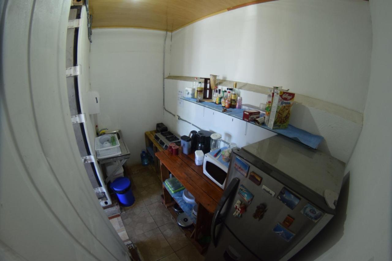 Arenal Container Hostel Ла Фортуна Экстерьер фото