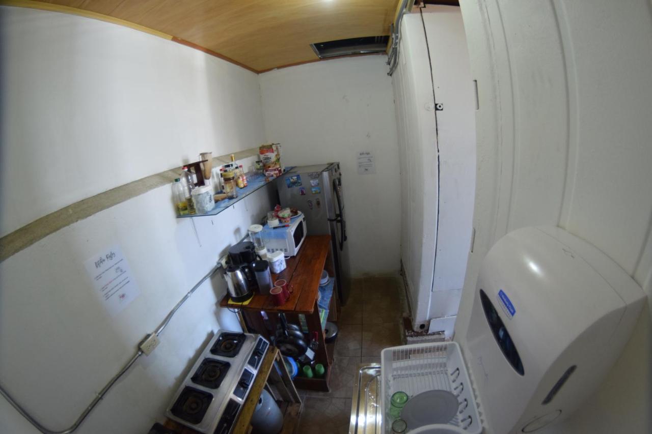 Arenal Container Hostel Ла Фортуна Экстерьер фото